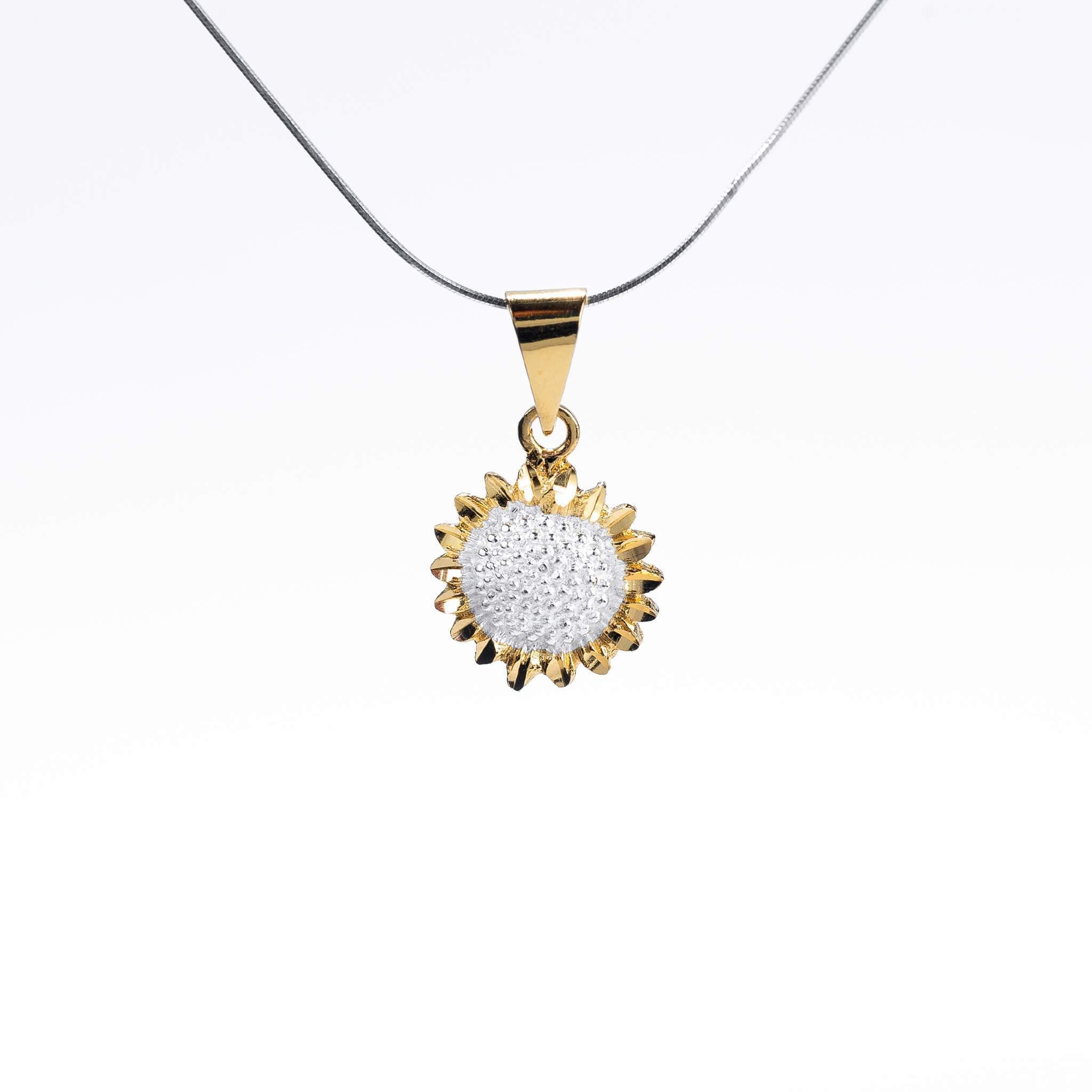 dije-girasol-sencillo-plata.925-detallado-en-dorado_5000x_bc369f9e-3fdb-4fd2-863d-6ad75bef9cd0
