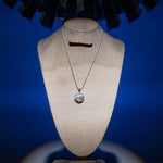 llamador-elegance-en-mostrador-fondo-azul